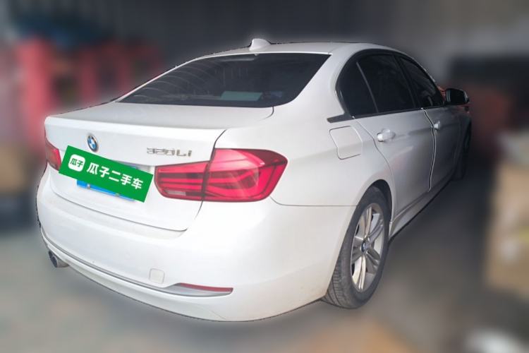 Used BMW 3 Series 2015 320Li Luxury Edition Fashion Model Rear Right 45 Deg