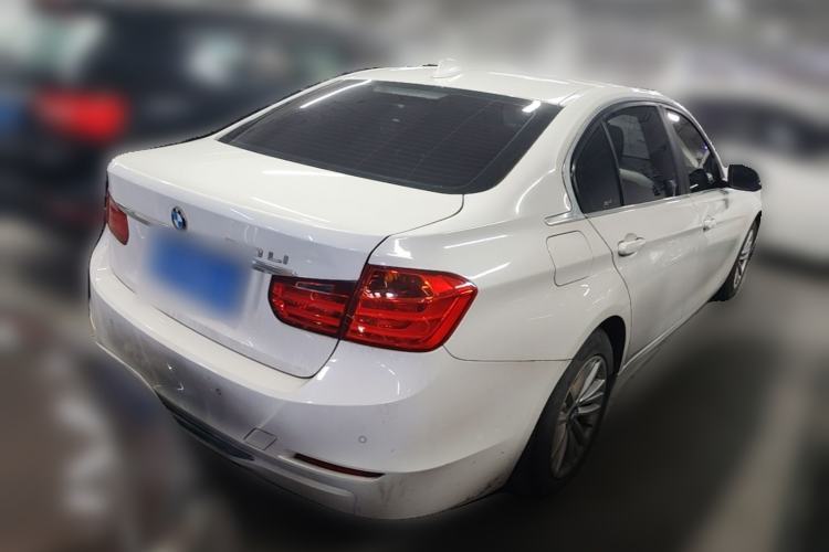 Used BMW 3 Series 2015 316Li Fashion Model Rear Right 45 Deg
