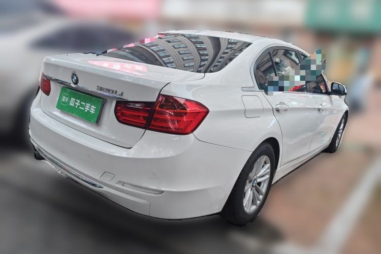 Used BMW 3 Series 2015 320Li Luxury Edition Fashion Model Rear Right 45 Deg