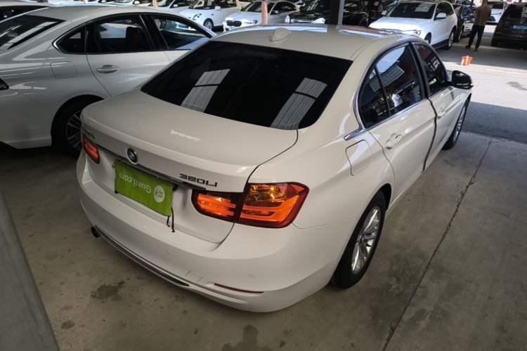 Used BMW 3 Series 2015 320Li Luxury Edition Fashion Model Rear Right 45 Deg