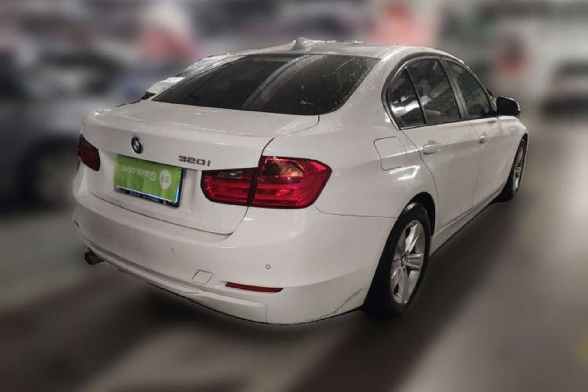 Used BMW 3 Series 2015 320i Luxury Line Stylish Edition Rear Right 45 Deg