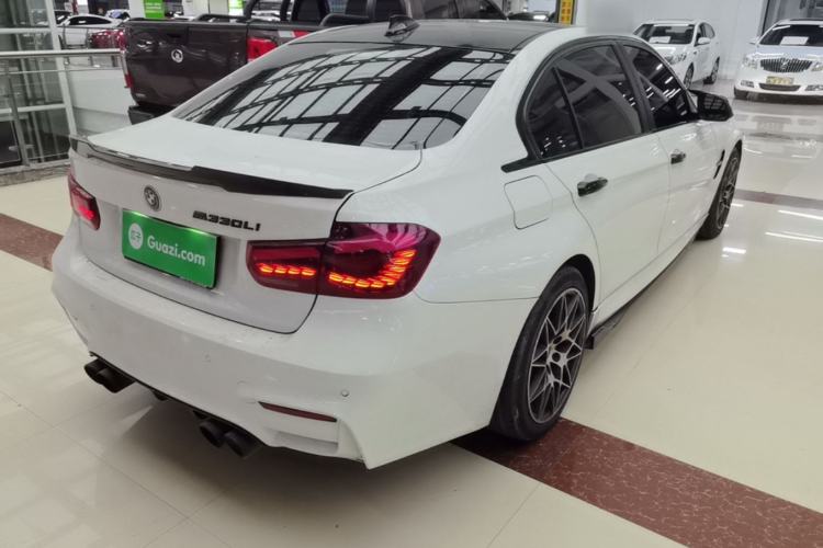 Used BMW 3 Series 2015 316Li Fashion Model Rear Right 45 Deg