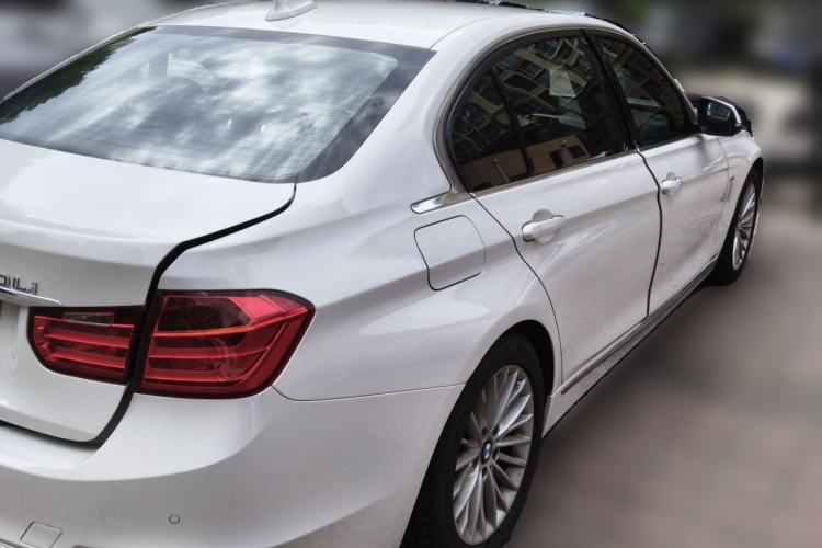 Used BMW 3 Series 2015 320Li Luxury Design Package Rear Right 45 Deg