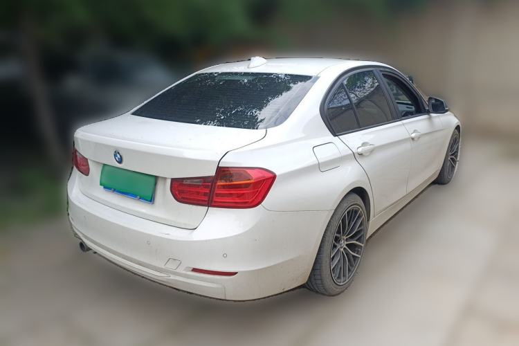 Used BMW 3 Series 2015 320i Fashion Model Rear Right 45 Deg