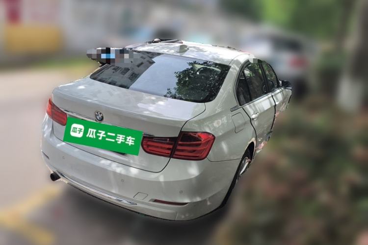 Used BMW 3 Series 2015 316Li Fashion Model Rear Right 45 Deg