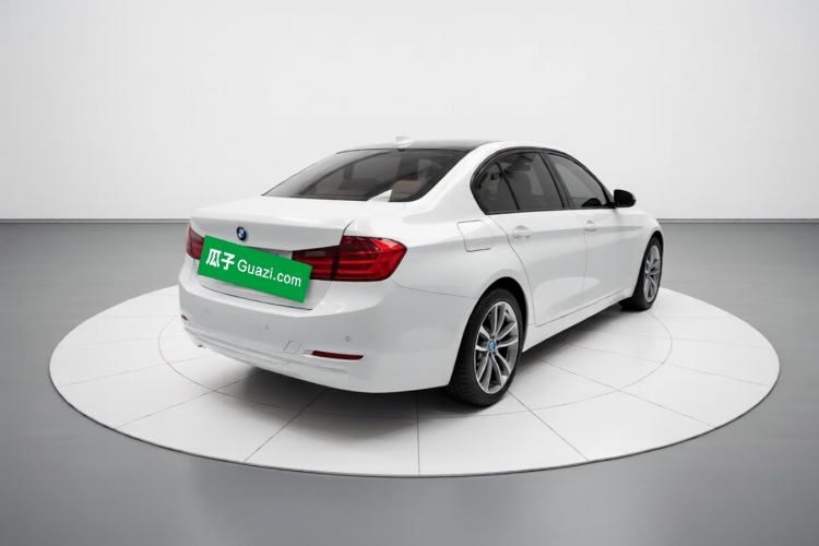 Used BMW 3 Series 2015 320i Luxury Edition Sports Design Package Rear Right 45 Deg