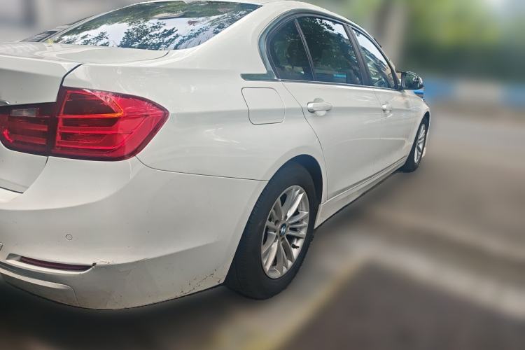 Used BMW 3 Series 2015 320Li Luxury Edition Fashion Model Rear Right 45 Deg