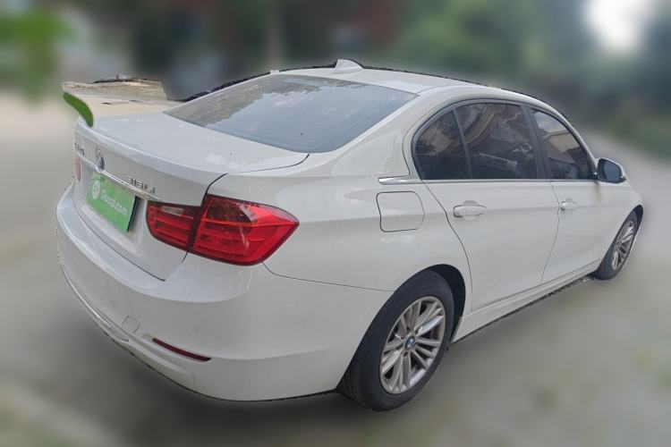 Used BMW 3 Series 2015 316Li Fashion Model Rear Right 45 Deg