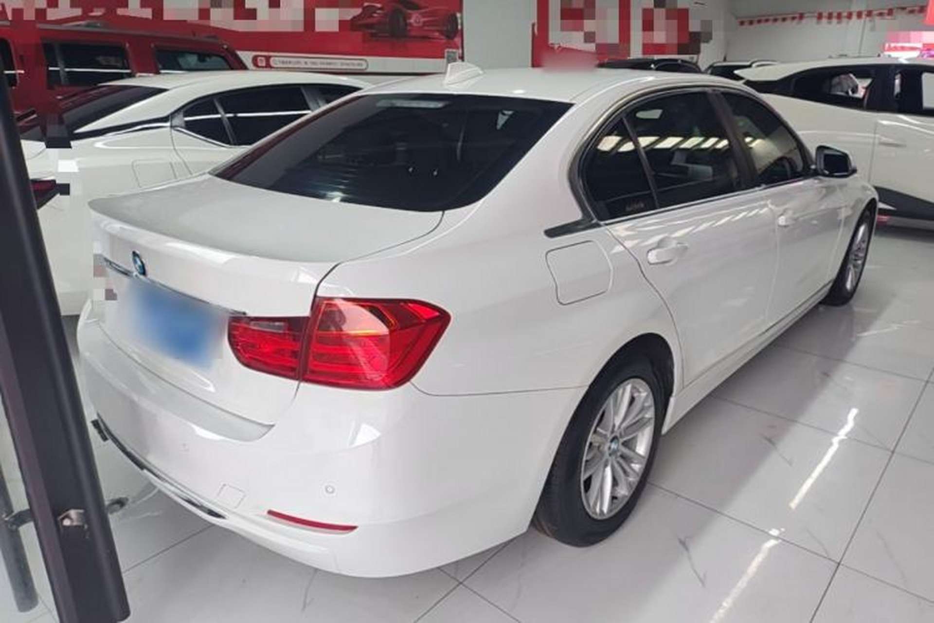 Used BMW 3 Series 2015 316Li Fashion Model Rear Right 45 Deg