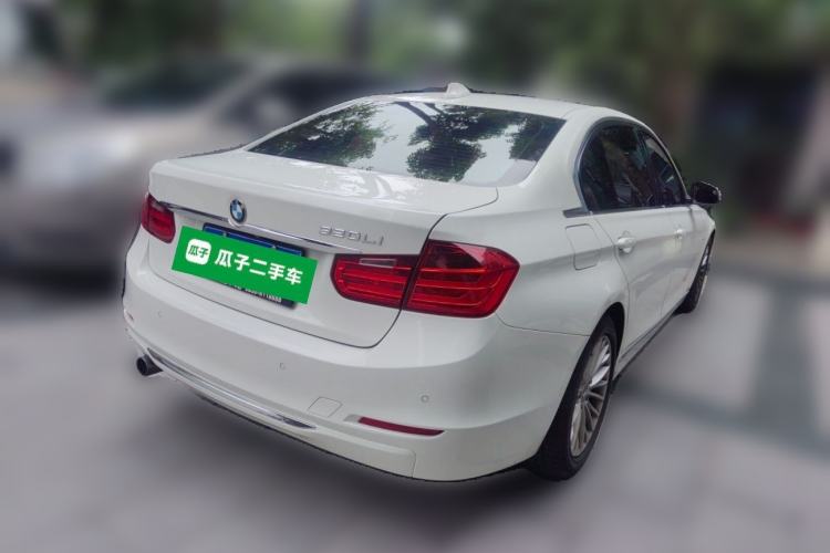 Used BMW 3 Series 2015 320Li Luxury Design Package Premium Edition Rear Right 45 Deg