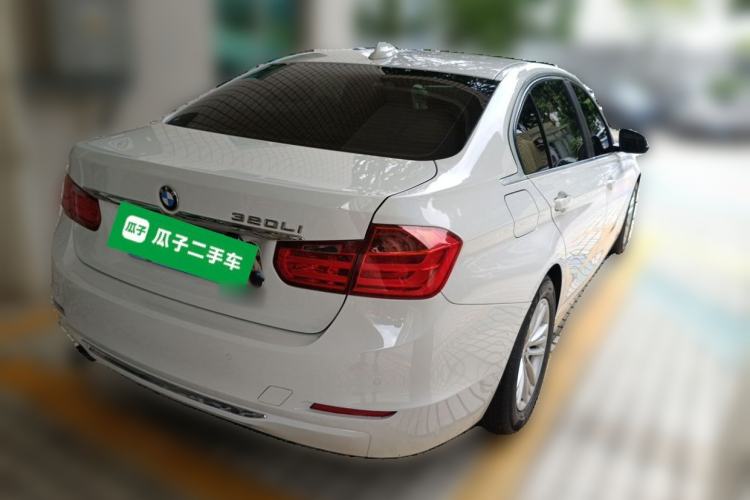 Used BMW 3 Series 2015 320Li Luxury Edition Fashion Model Rear Right 45 Deg