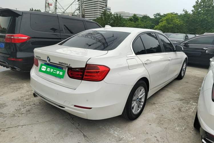 Used BMW 3 Series 2015 320Li Fashion Model Rear Right 45 Deg