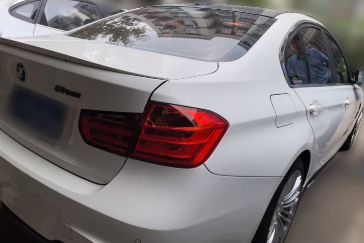 Used BMW 3 Series 2015 320i Luxury Line Stylish Edition Rear Right 45 Deg