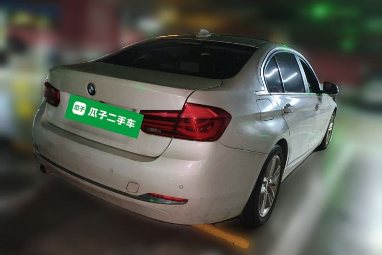 Used BMW 3 Series 2015 320Li Fashion Model Rear Right 45 Deg