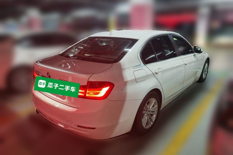 Used BMW 3 Series 2015 320Li Fashion Model Rear Right 45 Deg