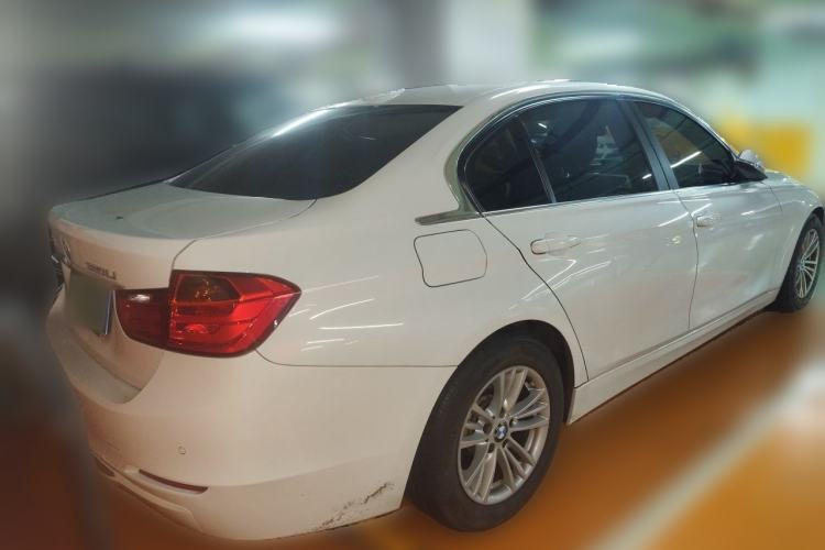 Used BMW 3 Series 2015 320Li Luxury Edition Fashion Model Rear Right 45 Deg