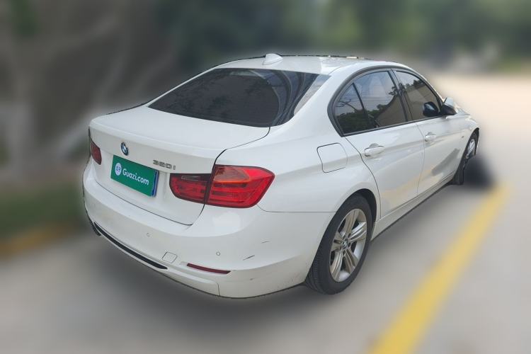 Used BMW 3 Series 2015 320i Sport Design Package Rear Right 45 Deg