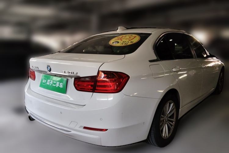 Used BMW 3 Series 2015 320Li Luxury Edition Fashion Model Rear Right 45 Deg