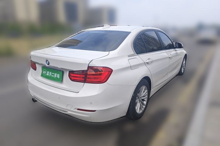 Used BMW 3 Series 2015 320Li Fashion Model Rear Right 45 Deg
