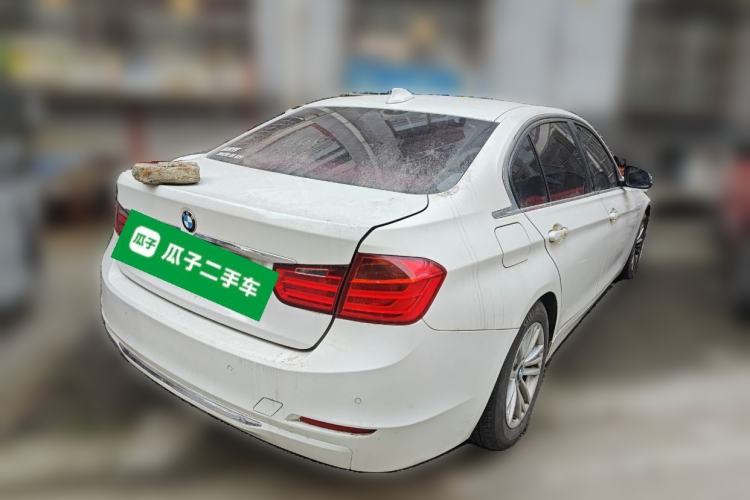 Used BMW 3 Series 2015 316Li Fashion Model Rear Right 45 Deg