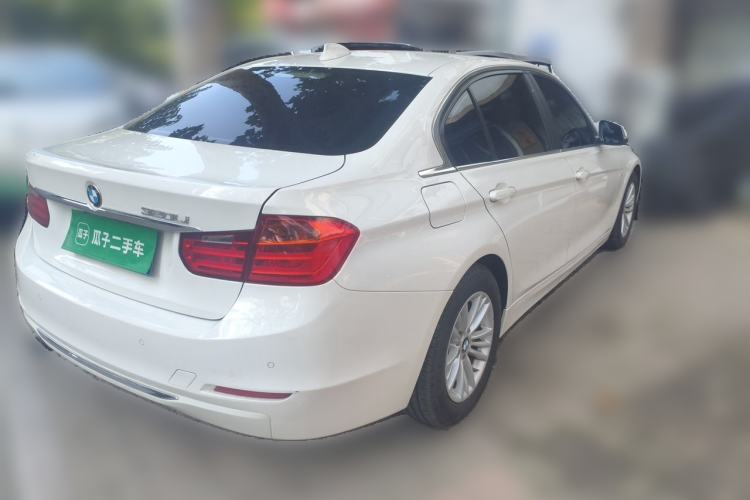 Used BMW 3 Series 2015 320Li Luxury Edition Fashion Model Rear Right 45 Deg