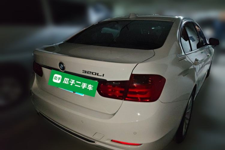 Used BMW 3 Series 2015 320Li Luxury Design Package Rear Right 45 Deg