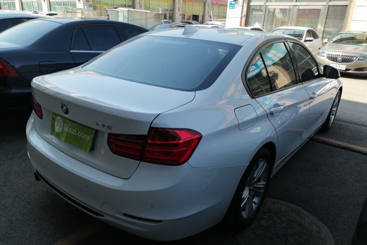 Used BMW 3 Series 2015 320i Sport Design Package Rear Right 45 Deg