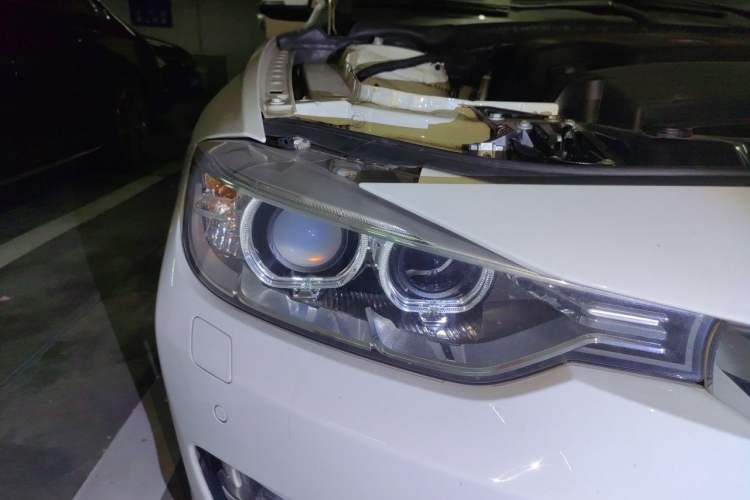 Used BMW 3 Series 2015 320Li Luxury Edition Fashion Model Right Front Headlight