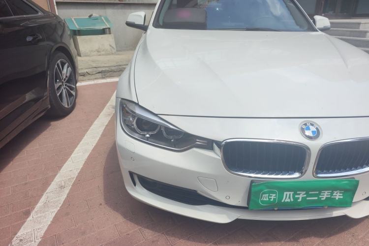 Used BMW 3 Series 2015 320i Luxury Line Stylish Edition Right Front Headlight
