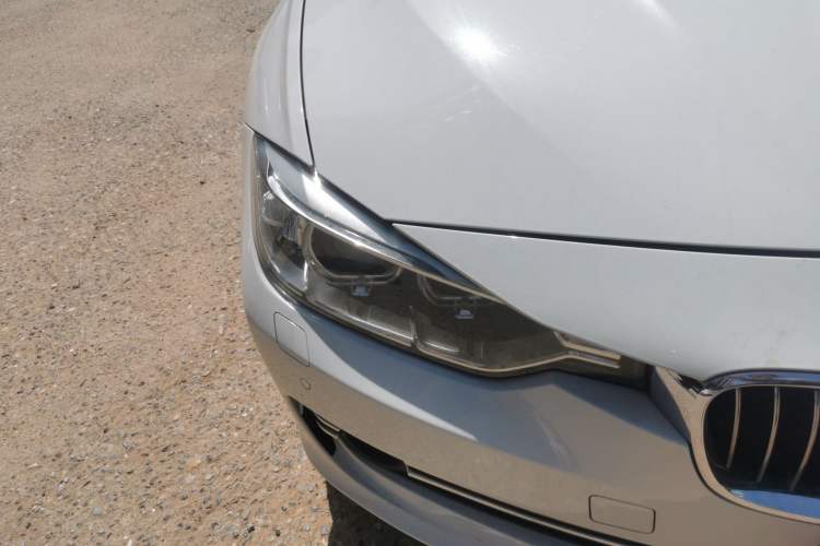 Used BMW 3 Series 2015 320Li Luxury Design Package Right Front Headlight