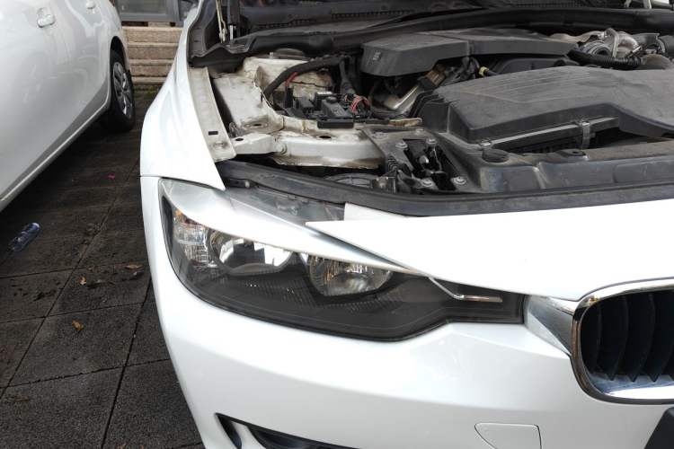 Used BMW 3 Series 2015 316i Active Edition Right Front Headlight