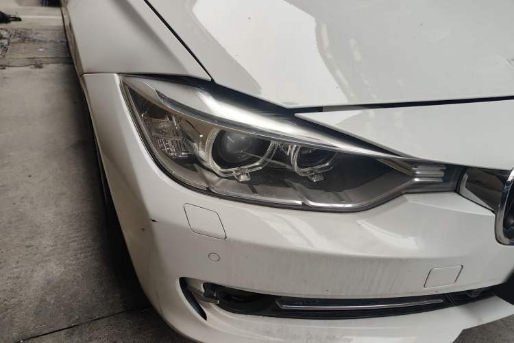 Used BMW 3 Series 2015 320Li Fashion Model Right Front Headlight