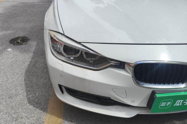 Used BMW 3 Series 2015 320i Luxury Line Stylish Edition Right Front Headlight