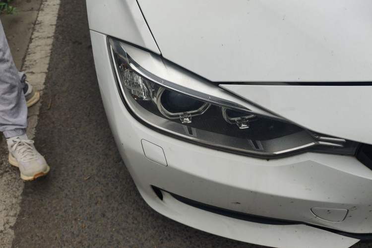 Used BMW 3 Series 2015 316i Active Edition Right Front Headlight