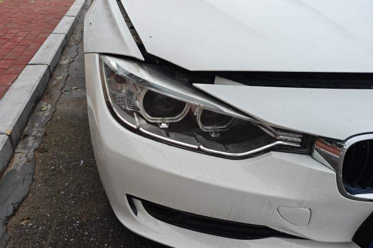 Used BMW 3 Series 2015 316i Active Edition Right Front Headlight