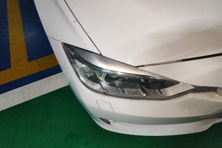 Used BMW 3 Series 2015 320Li Luxury Edition Fashion Model Right Front Headlight