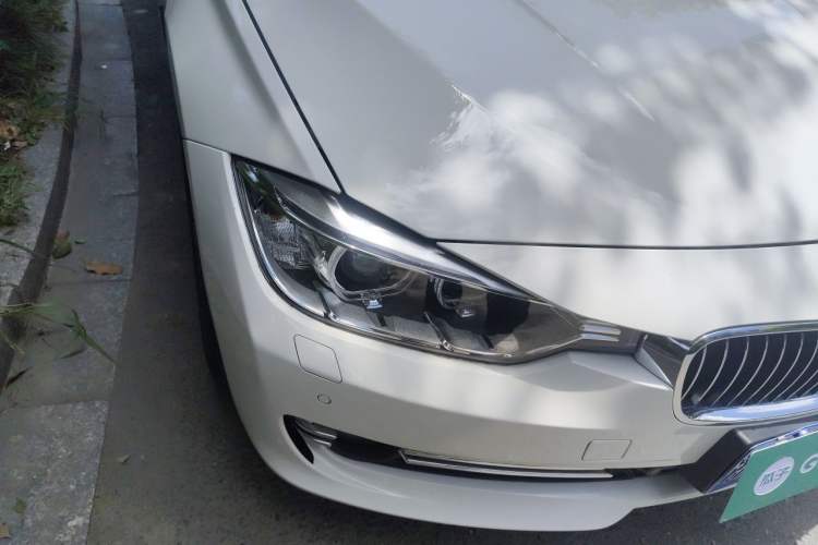 Used BMW 3 Series 2015 320Li Luxury Design Package Right Front Headlight