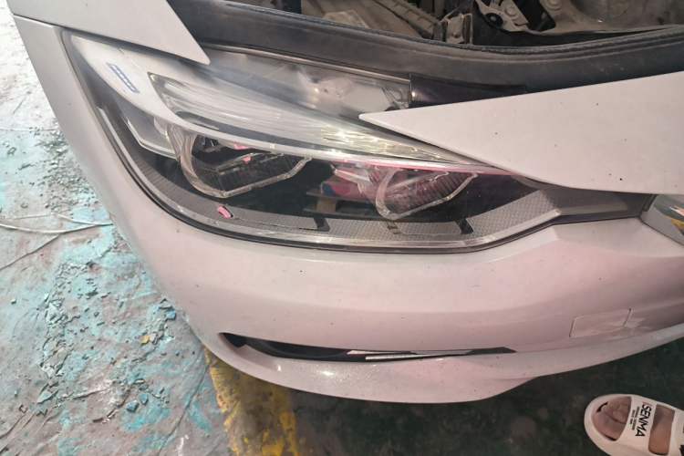 Used BMW 3 Series 2015 320Li Luxury Edition Fashion Model Right Front Headlight