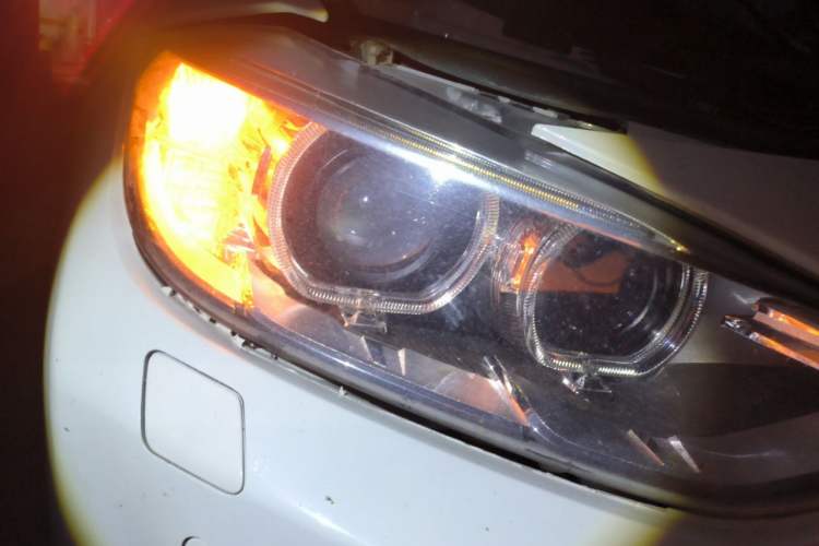 Used BMW 3 Series 2015 316Li Fashion Model Right Front Headlight