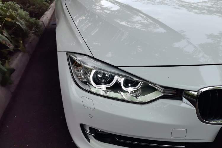 Used BMW 3 Series 2015 320Li Luxury Edition Fashion Model Right Front Headlight