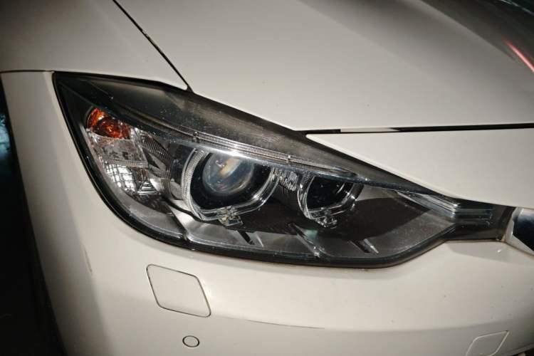 Used BMW 3 Series 2015 320Li Fashion Model Right Front Headlight