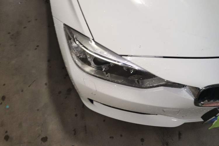 Used BMW 3 Series 2015 320i Luxury Line Stylish Edition Right Front Headlight