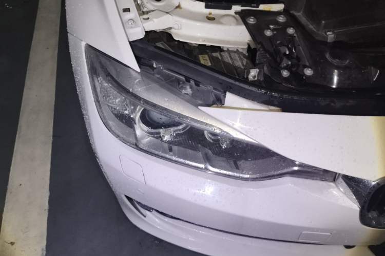 Used BMW 3 Series 2015 316Li Fashion Model Right Front Headlight
