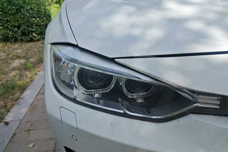 Used BMW 3 Series 2015 316Li Fashion Model Right Front Headlight
