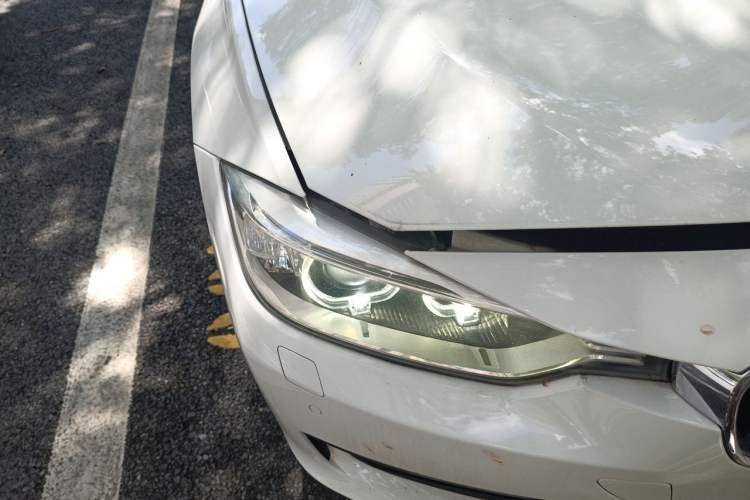 Used BMW 3 Series 2015 320i Luxury Line Stylish Edition Right Front Headlight
