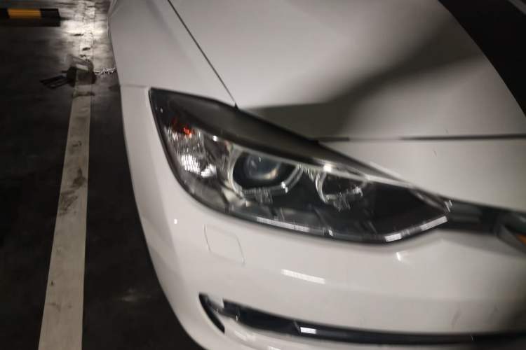 Used BMW 3 Series 2015 316Li Fashion Model Right Front Headlight