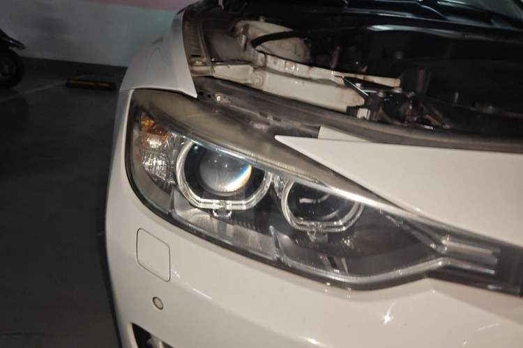Used BMW 3 Series 2015 320Li Luxury Edition Fashion Model Right Front Headlight