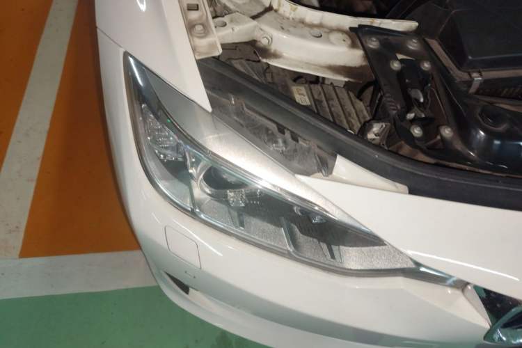 Used BMW 3 Series 2015 320Li Luxury Edition Fashion Model Right Front Headlight