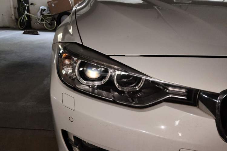 Used BMW 3 Series 2015 320Li Luxury Edition Fashion Model Right Front Headlight