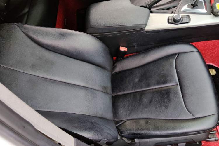Used BMW 3 Series 2015 316Li Fashion Model Right Front Seat